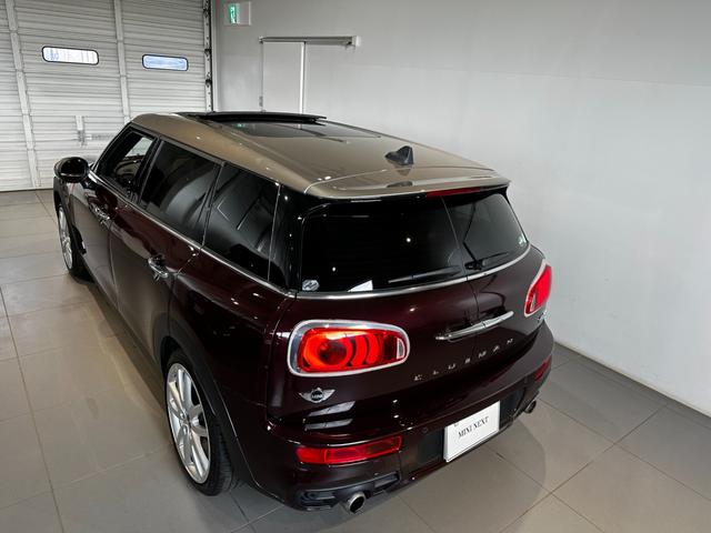 ＭＩＮＩ クーパーＳ　クラブマン　オール４　４ＷＤ　インディゴブルーレザーシート　パノラマサンルーフ　ジョンクーパーワークスチリパッケージ　純正ナビ　リアカメラ　アクティブクルーズコントロール　ＬＥＤヘッドライト　ワンオーナー認定中古車１年保証（13枚目）