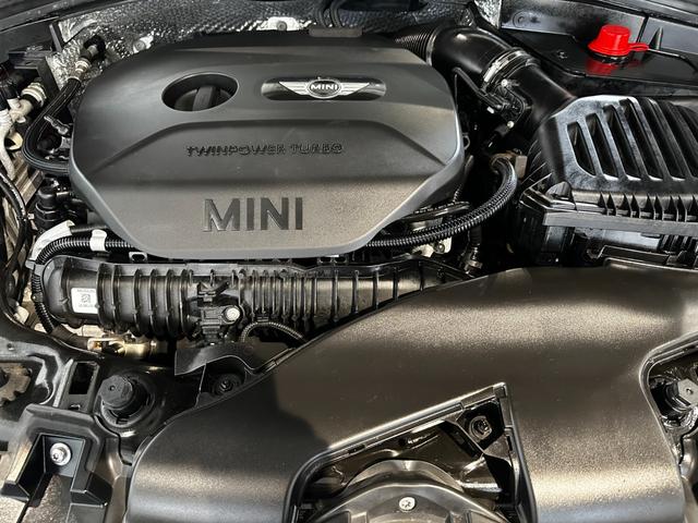 ＭＩＮＩ クーパーＳ　クラブマン　オール４　４ＷＤ　インディゴブルーレザーシート　パノラマサンルーフ　ジョンクーパーワークスチリパッケージ　純正ナビ　リアカメラ　アクティブクルーズコントロール　ＬＥＤヘッドライト　ワンオーナー認定中古車１年保証（40枚目）