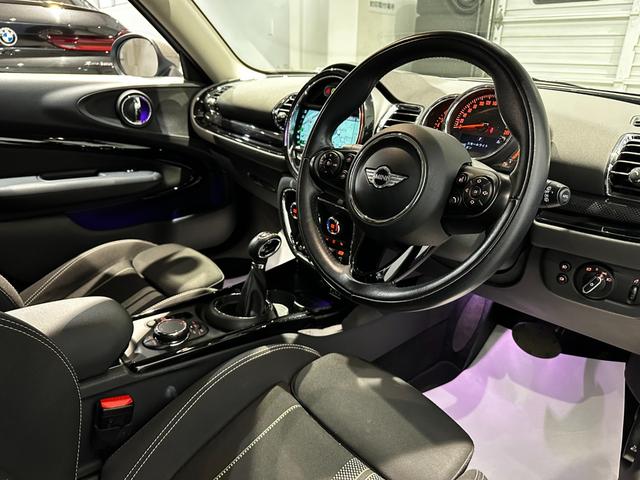 ＭＩＮＩ クーパーＳ　クラブマン　オール４　クーパーＳクラブマン　オール４（５名）４ＷＤ　ペッパーパッケージ　コンフォートアクセス　アクティブクルーズコントロール　ナビ　リアカメラ　前席シートヒーター　１７インチ　ワンオーナー認定中古車１年保証（23枚目）