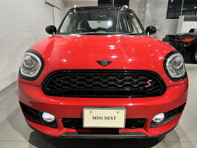 ＭＩＮＩ クーパーＳＤ　クロスオーバー　オール４　ＡＬＬ４　ペッパーパッケージ　純正ナビゲーション　リアカメラ　パーキングアシスト　前席シートヒーター　１８インチアロイホイール　ルームミラー内蔵ＥＴＣ　認定中古車　２年保証（3枚目）
