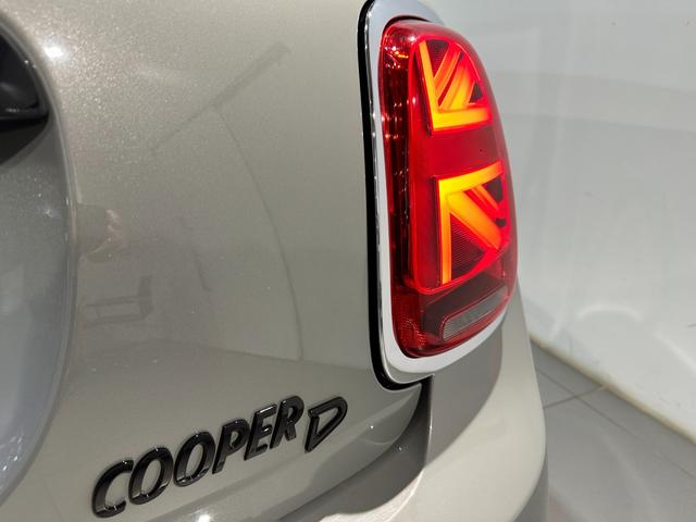 MINI クーパーDプレミアムプラスパッケージクラシックトリム プレミアムプラスパッケージ スポーツシート 前席シートヒーター ヘッドアップディスプレイ リアビューカメラ ルームミラー内蔵ETC 16インチアロイホイール クラシックトリム ワンオーナー(14枚目)