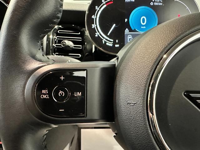 MINI クーパー クラシック・トリム プレミアムプラスパッケージ スポーツシート 前席シートヒーター ヘッドアップディスプレイ リアビューカメラ ルームミラー内蔵ETC 16インチアロイホイール クラシックトリム ワンオーナー(18枚目)