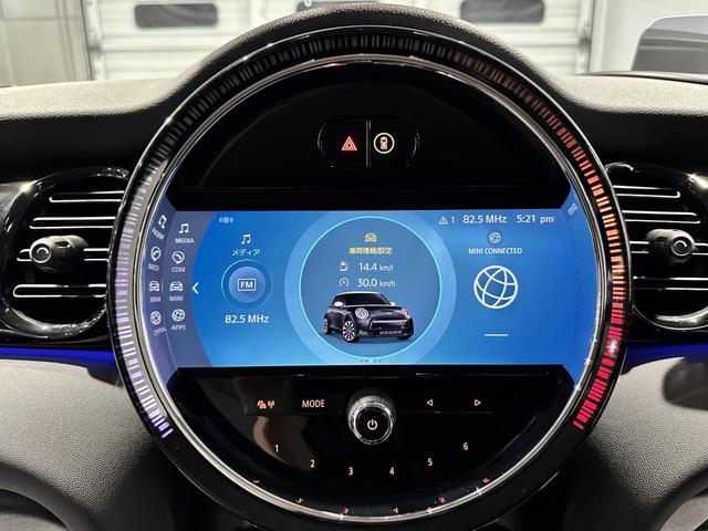 MINI クーパー クラシック・トリム プレミアムプラスパッケージ スポーツシート 前席シートヒーター ヘッドアップディスプレイ リアビューカメラ ルームミラー内蔵ETC 16インチアロイホイール クラシックトリム ワンオーナー(22枚目)