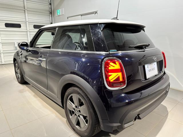 MINI クーパー クラシック・トリム プレミアムプラスパッケージ スポーツシート 前席シートヒーター ヘッドアップディスプレイ リアビューカメラ ルームミラー内蔵ETC 16インチアロイホイール クラシックトリム ワンオーナー(38枚目)
