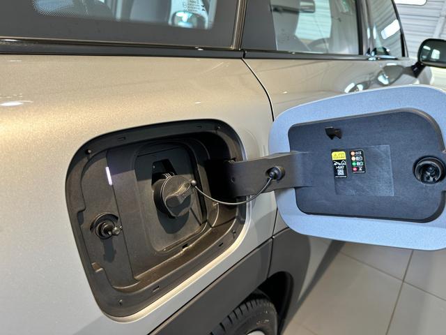 MINI エースマンE クラシック・トリム クラシックトリム 18インチアロイホイール アダプティブLEDヘッドライト 前席シートヒーター ステアリングヒーター ドライビングアシスト パーキングアシストプラス 弊社デモカー 認定中古車 2年保証(14枚目)