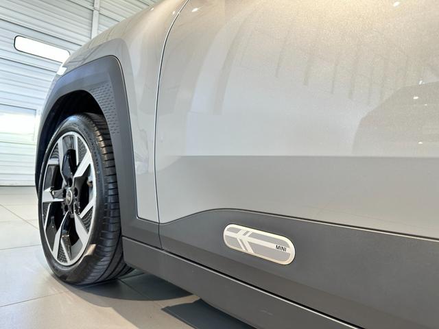 MINI エースマンE クラシック・トリム クラシックトリム 18インチアロイホイール アダプティブLEDヘッドライト 前席シートヒーター ステアリングヒーター ドライビングアシスト パーキングアシストプラス 弊社デモカー 認定中古車 2年保証(15枚目)