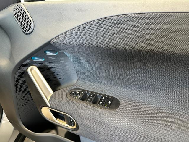 MINI エースマンE クラシック・トリム クラシックトリム 18インチアロイホイール アダプティブLEDヘッドライト 前席シートヒーター ステアリングヒーター ドライビングアシスト パーキングアシストプラス 弊社デモカー 認定中古車 2年保証(27枚目)