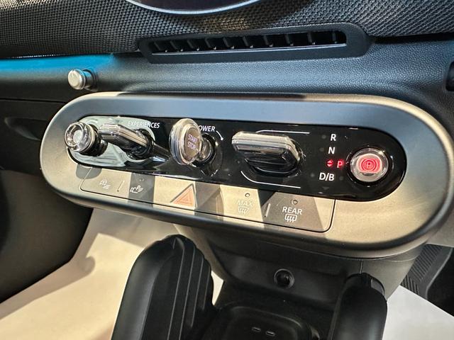 MINI エースマンE クラシック・トリム クラシックトリム 18インチアロイホイール アダプティブLEDヘッドライト 前席シートヒーター ステアリングヒーター ドライビングアシスト パーキングアシストプラス 弊社デモカー 認定中古車 2年保証(37枚目)