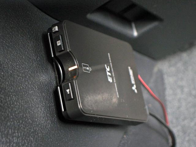 マークX 250G Four Fパッケージ 4WD 後期型 寒冷地仕様 SDナビ バックカメラ セーフティーセンス レーダークルーズ HIDヘッドライト オートライト デュアルオートエアコン ドラレコ ETC(9枚目)