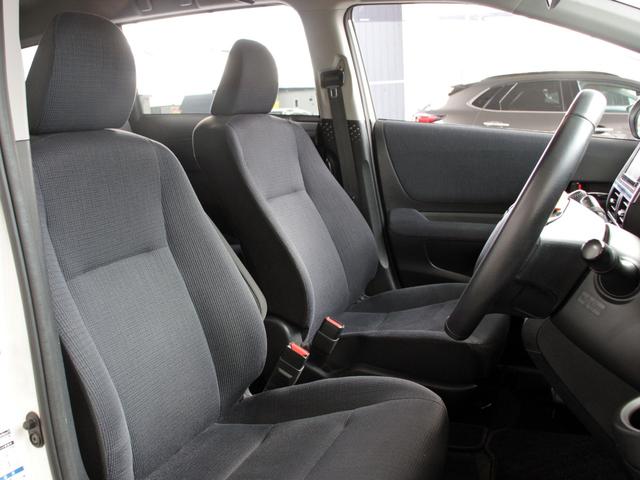 シエンタ Ｇ　４ＷＤ　フリップダウン　純正ナビ＆ＴＶ　セーフティーセンス　寒冷地仕様　ＬＥＤヘッドライト　両側電動ドア　シートヒーター　バックカメラ　ワンオーナー　スマートキー　プッシュスタート　オートライト（12枚目）