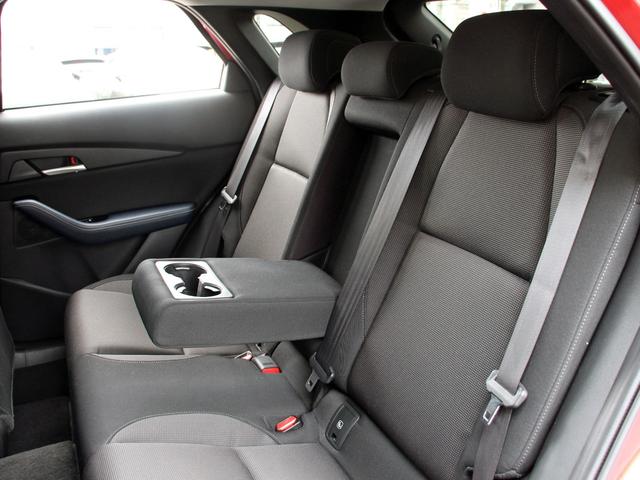 ＣＸ－３０ ＸＤ　プロアクティブ　ツーリングセレクション　４ＷＤ　本州仕入　ＢＯＳＥサウンド　マツダコネクト８．８型ナビ＆ＴＶ　全周囲カメラ　スマートブレーキサポート　レーダークルーズ　パワーバックドア　ステアリングヒーター　メモリーシート　シートヒーター（18枚目）