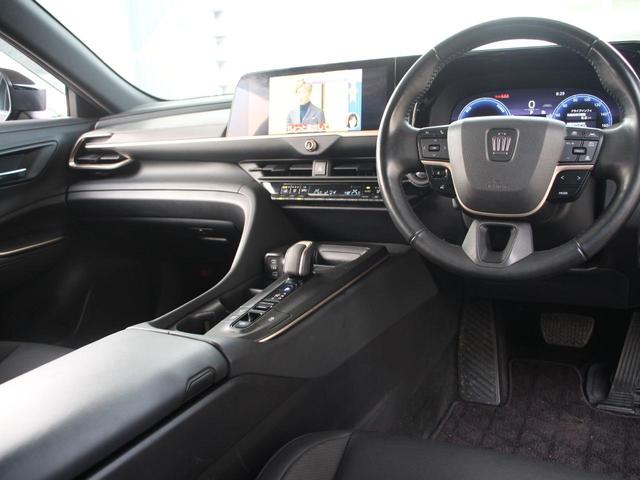 TOYOTA CROWN CROSSOVER G LEATHER PACKAGE