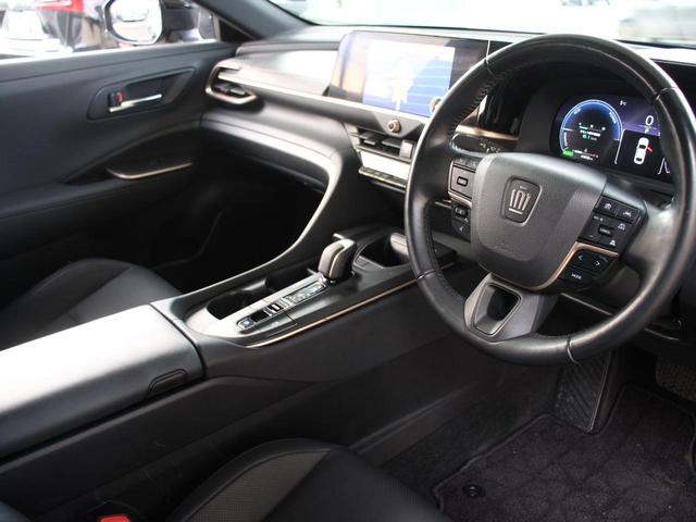 TOYOTA CROWN CROSSOVER G LEATHER PACKAGE