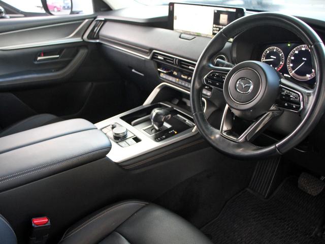 ＣＸ－６０ ＸＤ　Ｌパッケージ　４ＷＤ　ＢＯＳＥサウンド　純正１２．３型ナビ＆ＴＶ　全周囲カメラ　スマートブレーキサポート　レーダークルーズ　黒レザーシート　パワーバックドア　ステアリングヒーター　シートヒーター　ブラインドスポット（17枚目）