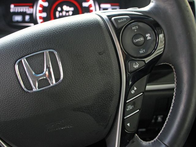 オデッセイ アブソルート・ホンダセンシング 4WD ワンオーナー 純正ナビ&TV バックカメラ レーダークルーズ ハーフレザーシート 両側電動ドア パワーシート LEDヘッドライト スマートキー プッシュスタート パドルシフト オートライト(7枚目)