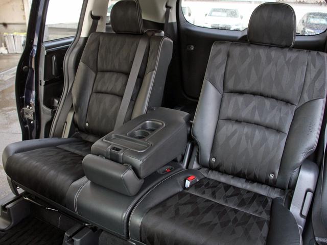 オデッセイ アブソルート・ホンダセンシング 4WD ワンオーナー 純正ナビ&TV バックカメラ レーダークルーズ ハーフレザーシート 両側電動ドア パワーシート LEDヘッドライト スマートキー プッシュスタート パドルシフト オートライト(17枚目)