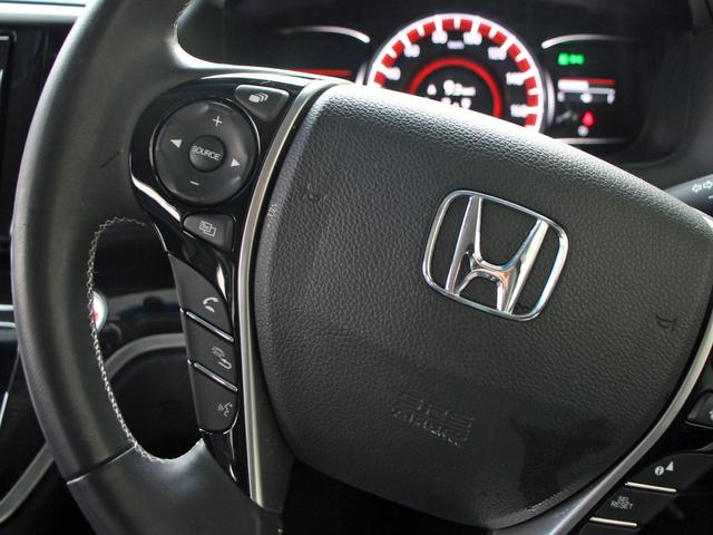 オデッセイ アブソルート・ホンダセンシング 4WD ワンオーナー 純正ナビ&TV バックカメラ レーダークルーズ ハーフレザーシート 両側電動ドア パワーシート LEDヘッドライト スマートキー プッシュスタート パドルシフト オートライト(20枚目)