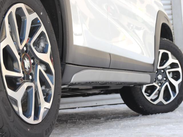 フロンクス ベースグレード　４ＷＤ　２トーンルーフ　スズキコネクト９型ナビ　全周囲カメラ　セーフティサポート　レーダークルーズ　ワンオーナー　ワイヤレス充電　シートヒーター　クリアランスソナー　ＬＥＤヘッドライト　パドルシフト（14枚目）