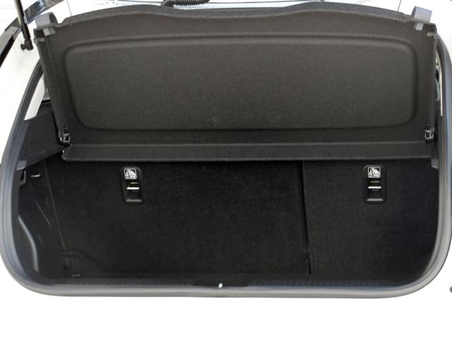 フロンクス ベースグレード　４ＷＤ　２トーンルーフ　スズキコネクト９型ナビ　全周囲カメラ　セーフティサポート　レーダークルーズ　ワンオーナー　ワイヤレス充電　シートヒーター　クリアランスソナー　ＬＥＤヘッドライト　パドルシフト（22枚目）