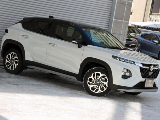 フロンクス ベースグレード　４ＷＤ　２トーンルーフ　スズキコネクト９型ナビ　全周囲カメラ　セーフティサポート　レーダークルーズ　ワンオーナー　ワイヤレス充電　シートヒーター　クリアランスソナー　ＬＥＤヘッドライト　パドルシフト（36枚目）