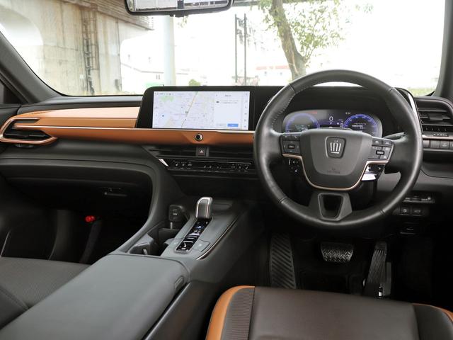 クラウンクロスオーバー ＲＳアドバンスド　サンルーフ　ドライバーサポートＰＫＧ２　リアサポートＰＫＧ　デジタルインナーミラー　１５００Ｗ　トヨタチームメイト　１２．３型ナビ　全方位カメラ　ハンズフリーパワーバックドア　黒革　ブラインドスポット（31枚目）