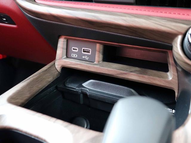 ＮＸ ＮＸ３５０ｈ　寒冷地　９．８型ディスプレイオーディオ　パノラミックビュー　フルセグＴＶ　３眼フルＬＥＤヘッドライト　デジタルミラー　セーフティシステム＋　アダプティブハイビーム　シートヒーター　１５００Ｗ（10枚目）