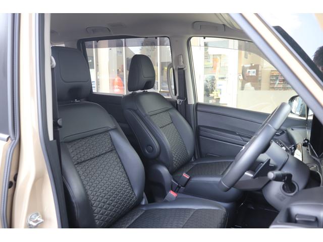 セレナ ＸＶ　寒冷地仕様　防水シート　１２．３型コネクトナビＴＶ　アラウンドビューモニター３６０°セーフティアシスト　ハンズフリーパワースライドドア　プロパイロット　インテリジェントルームミラー　ＥＴＣ２．０（5枚目）