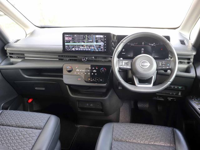 セレナ ＸＶ　寒冷地仕様　防水シート　１２．３型コネクトナビＴＶ　アラウンドビューモニター３６０°セーフティアシスト　ハンズフリーパワースライドドア　プロパイロット　インテリジェントルームミラー　ＥＴＣ２．０（28枚目）