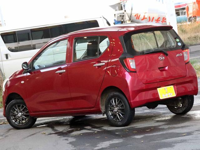 ミライース L 4WD 純正CD 社外13インチアルミ ダイヤル式マニュアルエアコン リアヒーターダクト キーレス アンバー照明デジタルメーター デジタルマルチインフォメーションディスプレイ(18枚目)