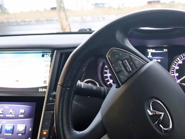 スカイライン ３５０ＧＴ　ＦＯＵＲ　ハイブリッド　タイプＰ　全方位運転支援システム　インテリジェントクルーズコントロール　アラウンドビューモニター　メーカーナビ　フルセグＴＶ　社外１９インチアルミ　黒革シート　メモリー付パワーシート　シートヒーター　ＥＴＣ（11枚目）