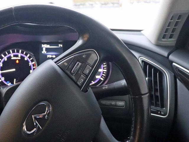 スカイライン ３５０ＧＴ　ＦＯＵＲ　ハイブリッド　タイプＰ　全方位運転支援システム　インテリジェントクルーズコントロール　アラウンドビューモニター　メーカーナビ　フルセグＴＶ　社外１９インチアルミ　黒革シート　メモリー付パワーシート　シートヒーター　ＥＴＣ（12枚目）