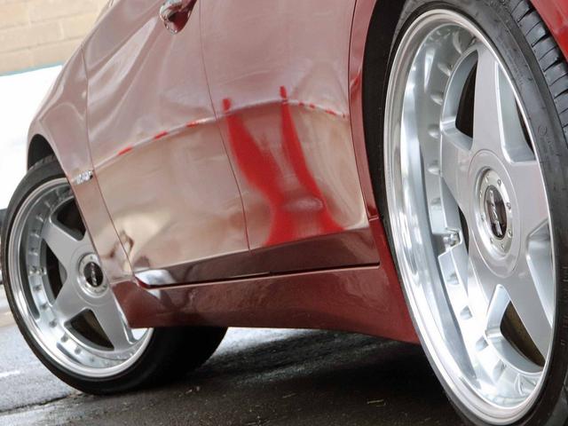 スカイライン ３５０ＧＴ　ＦＯＵＲ　ハイブリッド　タイプＰ　全方位運転支援システム　インテリジェントクルーズコントロール　アラウンドビューモニター　メーカーナビ　フルセグＴＶ　社外１９インチアルミ　黒革シート　メモリー付パワーシート　シートヒーター　ＥＴＣ（18枚目）