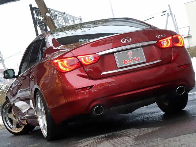 スカイライン ３５０ＧＴ　ＦＯＵＲ　ハイブリッド　タイプＰ　全方位運転支援システム　インテリジェントクルーズコントロール　アラウンドビューモニター　メーカーナビ　フルセグＴＶ　社外１９インチアルミ　黒革シート　メモリー付パワーシート　シートヒーター　ＥＴＣ（41枚目）