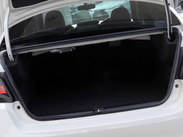 WRX S4 2.0GT-Sアイサイト 後期フェイス RAYS18インチアルミ 柿本改マフラー 社外テール アイサイトver.3 全車速追従クルーズ SDナビ フルセグTV バックカメラ ビルシュタイン 黒半革 パワーシート LED(44枚目)