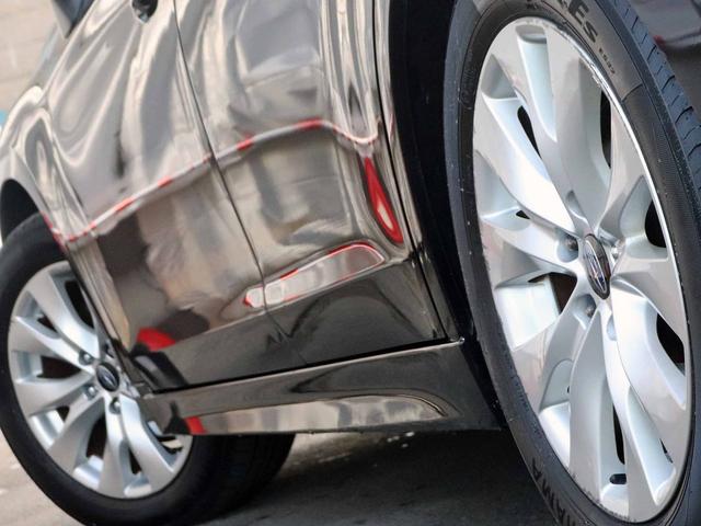 レガシィＢ４ ベースグレード　アイサイトｖｅｒ３　全車速追従クルーズ　ＳＤナビ　フルセグＴＶ　バックカメラ　ＬＥＤヘッドライト　パドルシフト　パワーシート　シートヒーター　アクティブレーンキープ　車線逸脱警報　スマートキー（18枚目）