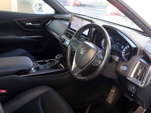 クラウンハイブリッド G-エグゼクティブ Four 後期 モデリスタエアロ サンルーフ セーフティPKG+ ETC2.0 12.3型ナビTV パノラミックビューモニター パーキングサポートブレーキ ブラインドスポット デジタルインナーミラー 3眼LED(4枚目)