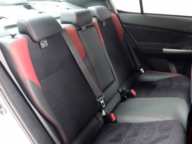 WRX STI STI 6MT ツインスクロールターボ(308PS) アドバンストセーフティPKG ビルシュタイン ブレンボ17インチブレーキ SDナビ フルセグTV サイド・バックカメラ ETC 黒半革 パワーシート(17枚目)