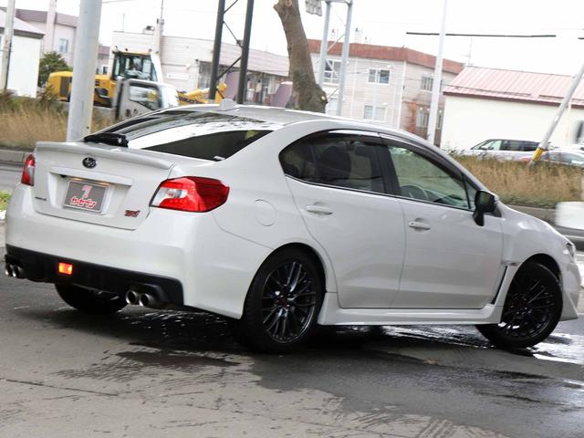 WRX STI STI 6MT ツインスクロールターボ(308PS) アドバンストセーフティPKG ビルシュタイン ブレンボ17インチブレーキ SDナビ フルセグTV サイド・バックカメラ ETC 黒半革 パワーシート(50枚目)