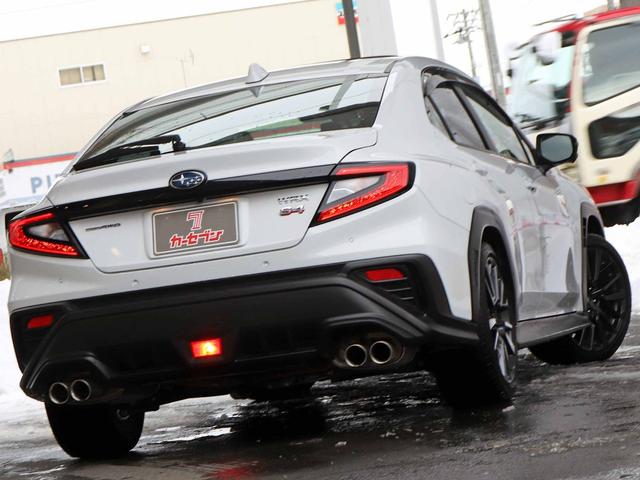 ＷＲＸ Ｓ４ ＧＴ－Ｈ　ＥＸ　サンルーフ　ハーマンカードンサウンド　１１．６型ナビ　フルセグＴＶ　全方位カメラ　アイサイトコアテクノロジー　アイサイトＸテクノロジー　全車速追従クルーズ　ドライバーモニタリング　スターリンク（23枚目）