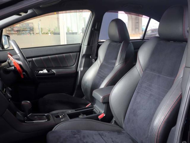 ＷＲＸ Ｓ４ ２．０ＧＴ－Ｓアイサイト　後期Ｄ型　アイサイトセーフティプラス　全車速追従クルーズ　ビルシュタイン　８型ＳＤナビ　フルセグＴＶ　フロント・サイド・バックカメラ　黒半革　シートヒーター　フロントデアイサー　ブラックベゼルＬＥＤ（29枚目）