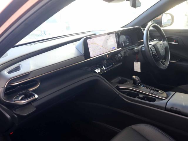 クラウンクロスオーバー Gアドバンスド・レザーパッケージ モデリスタエアロ デジタルインナーミラー 12.3型ナビTV パノラミックビューモニター セーフティセンス ブラインドスポット 4眼LEDヘッドライト 黒本革 ステアリングヒーター シートヒーター(28枚目)