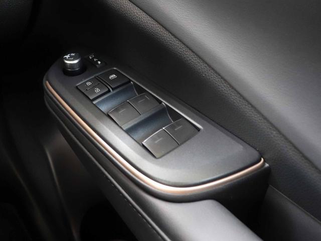 クラウンクロスオーバー Gアドバンスド・レザーパッケージ モデリスタエアロ デジタルインナーミラー 12.3型ナビTV パノラミックビューモニター セーフティセンス ブラインドスポット 4眼LEDヘッドライト 黒本革 ステアリングヒーター シートヒーター(35枚目)