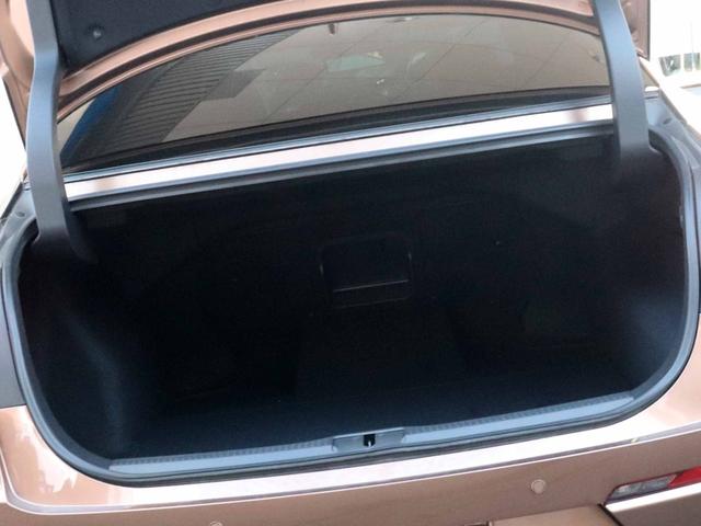 クラウンクロスオーバー Gアドバンスド・レザーパッケージ モデリスタエアロ デジタルインナーミラー 12.3型ナビTV パノラミックビューモニター セーフティセンス ブラインドスポット 4眼LEDヘッドライト 黒本革 ステアリングヒーター シートヒーター(42枚目)