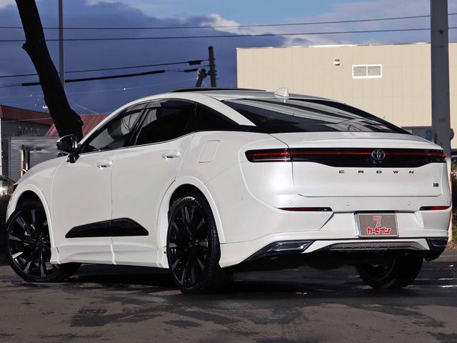 クラウンクロスオーバー RSアドバンスド 寒冷地仕様 サンルーフ モデリスタエアロ ドライバーサポートPKG2 リアサポートPKG 12.3型ナビTV パノラミックビューモニター デジタルインナーミラー パワートランク 黒革 ETC2.0(23枚目)