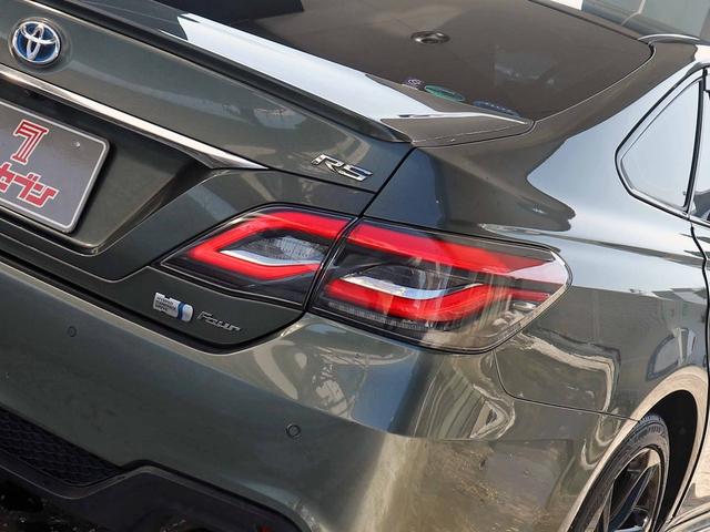 クラウンハイブリッド ＲＳアドバンス　Ｆｏｕｒ　ジャパンカラーセレクションＰＫＧ　寒冷地仕様　　セーフティＰＫＧプラス　メーカーナビＴＶ　パノラミックビューモニター　レーダークルーズ　Ａハイビーム　黒本革　ブラインドスポット　ＲＣＴＡ　ＥＴＣ（48枚目）