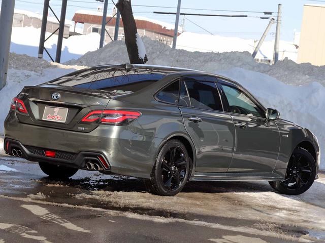 クラウンハイブリッド ＲＳアドバンス　Ｆｏｕｒ　ジャパンカラーセレクションＰＫＧ　寒冷地仕様　　セーフティＰＫＧプラス　メーカーナビＴＶ　パノラミックビューモニター　レーダークルーズ　Ａハイビーム　黒本革　ブラインドスポット　ＲＣＴＡ　ＥＴＣ（50枚目）