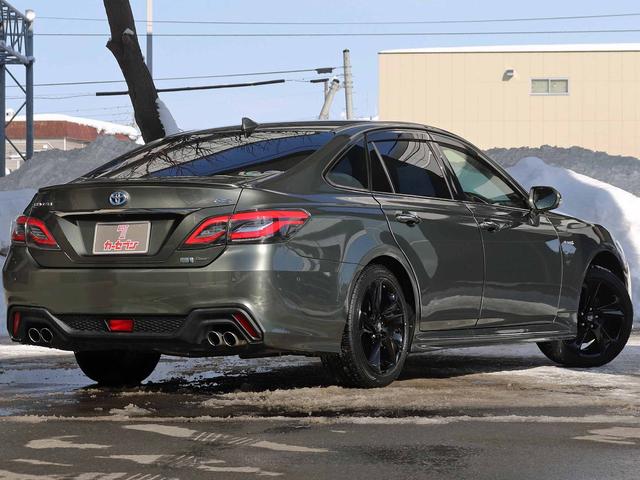 クラウンハイブリッド ＲＳアドバンス　Ｆｏｕｒ　ジャパンカラーセレクションＰＫＧ　寒冷地仕様　　セーフティＰＫＧプラス　メーカーナビＴＶ　パノラミックビューモニター　レーダークルーズ　Ａハイビーム　黒本革　ブラインドスポット　ＲＣＴＡ　ＥＴＣ（52枚目）