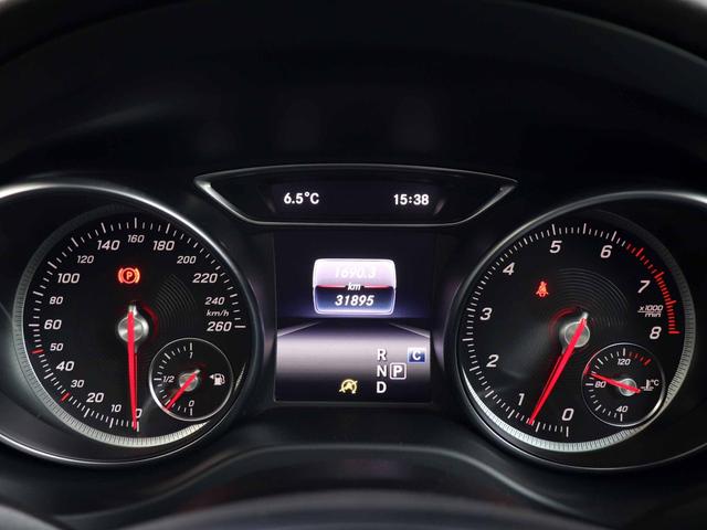 GLAクラス GLA220 4マチック ハーマンカードンサウンド レーダーセーフティPKG プレミアムPKG パノラミックスライディングルーフ パワーシート ブラインドスポット レーダークルーズ メーカーナビ リアカメラ ETC(32枚目)