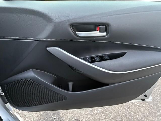 カローラ ハイブリッド　Ｇ（18枚目）