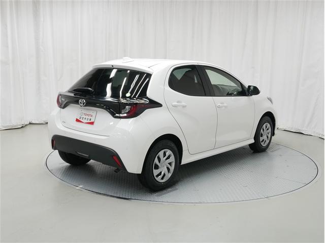 ヤリス Ｘ（3枚目）